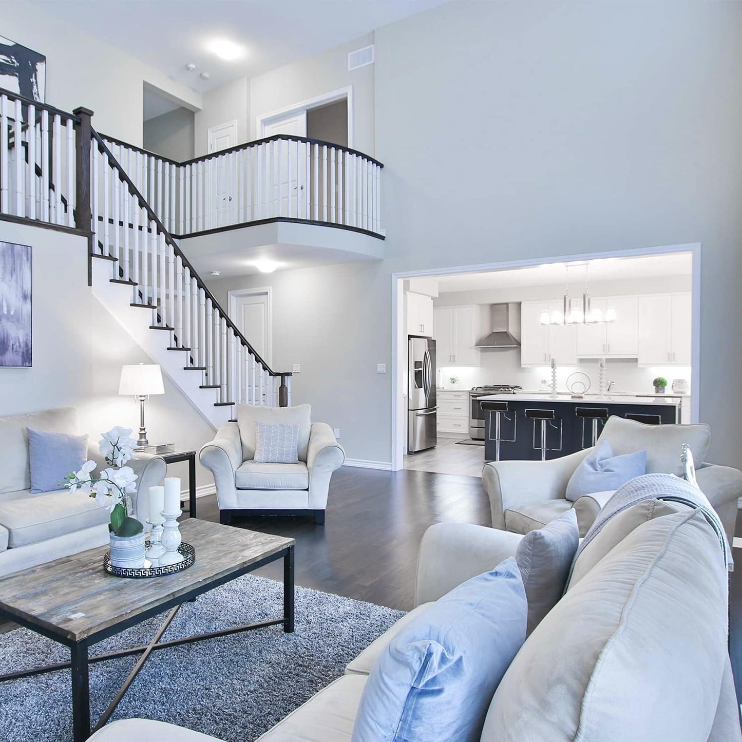 Mastery Mart Canada - 10 Pacs of BR30 LED Bulb, 10W Dimmable, 65 Watt Equivalent 700 Lumen, E26 Base, UL and Energy Star